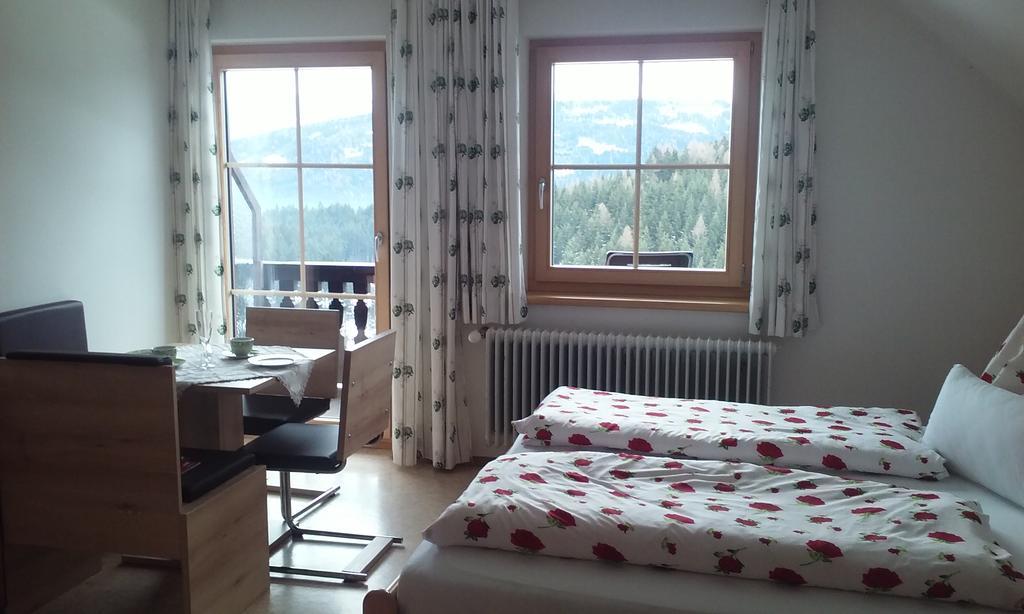 Ferienwohnungen Bachergut Mariapfarr Buitenkant foto